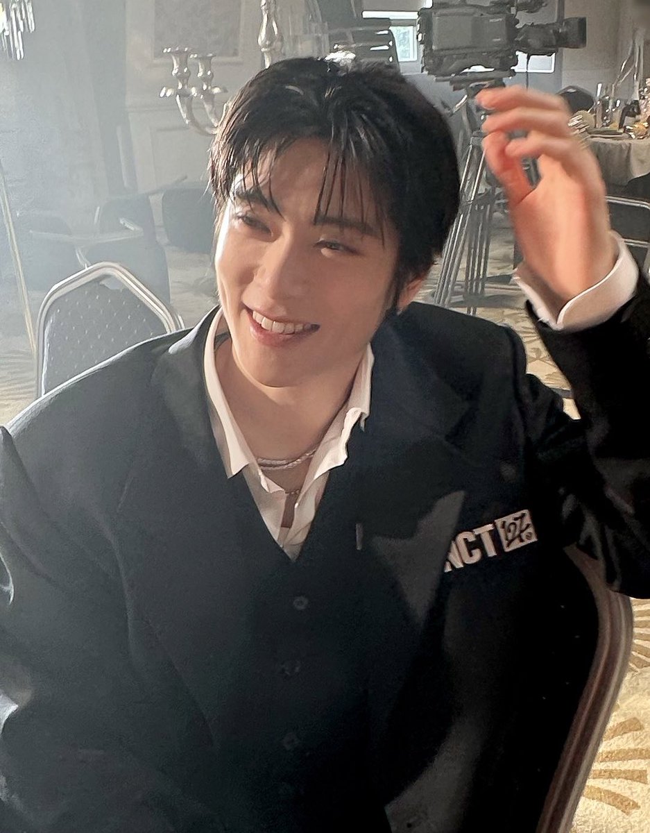 hourly jaehyun tweet media