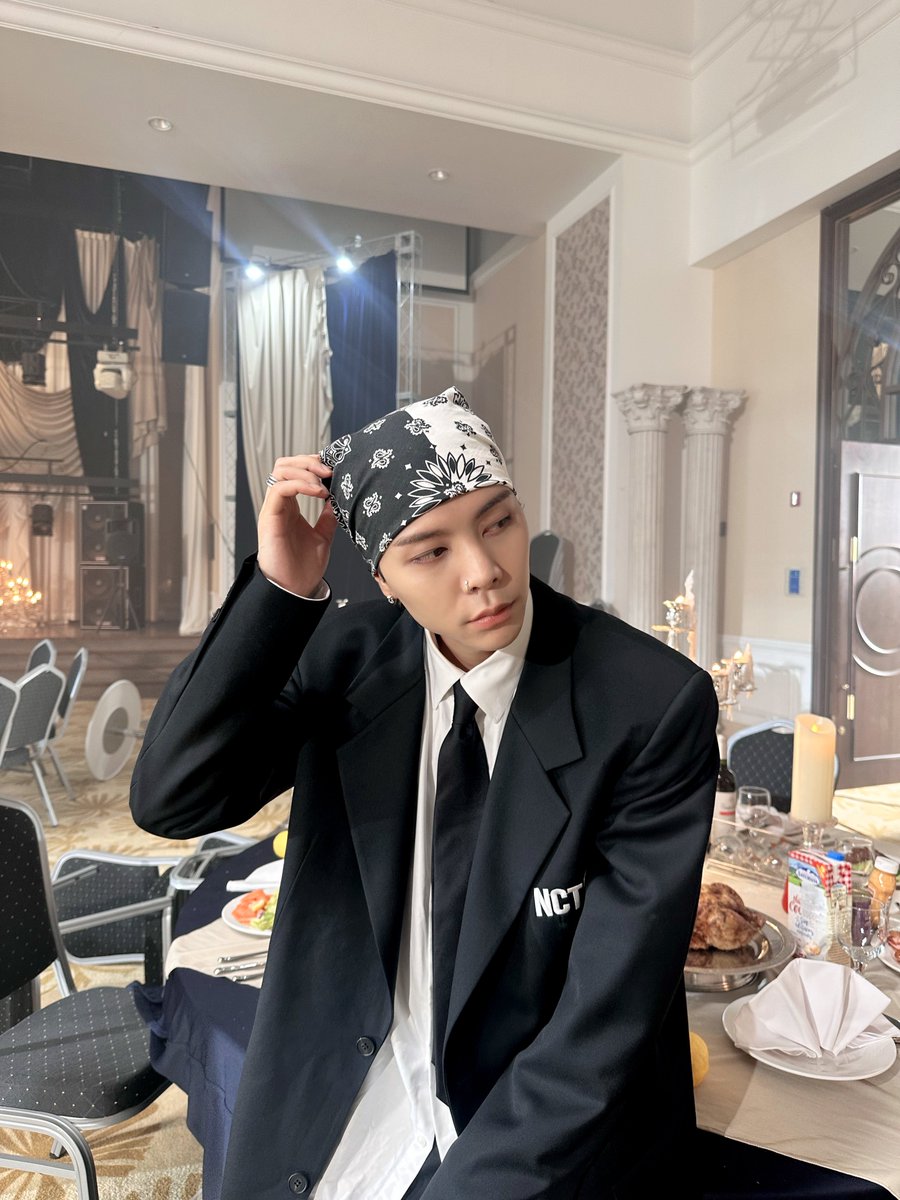NCTsmtown_127's tweet photo. 🐱📷👋🔥

#JOHNNY #NCT127 #WALK 
#NCT127_WALK #삐그덕 #NCT127_삐그덕
#NCT127_삐그덕_Walk https://t.co/0ierg9uE5v