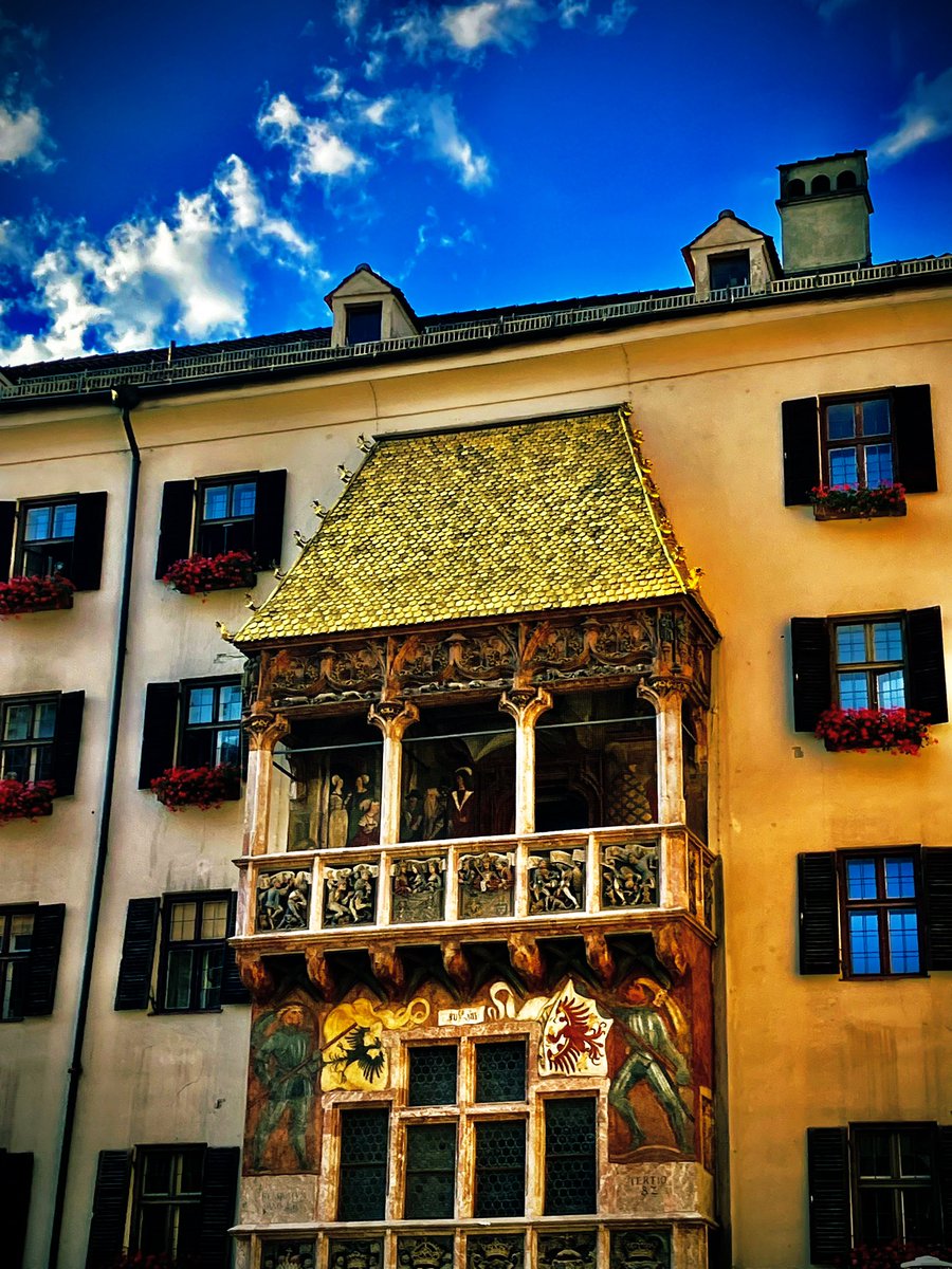 DiemerStefan's tweet photo. Looking forward to the last day of @CADS2024 after a great city tour &amp; a convivial conference dinner. Learned that Innsbruck has 200 small earthquakes every year, there was shipping on the Inn &amp; that in winter you can go from conference to skiing in 15 minutes 😊🏔️⛷️ #CADS2024 https://t.co/5XUY3fXiXJ