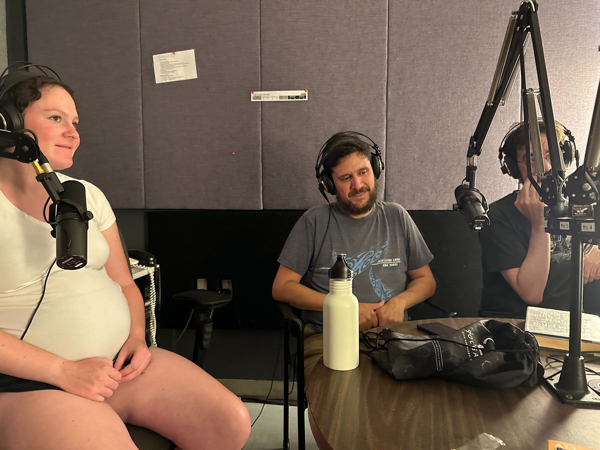 GradcastRadio's tweet photo. This #FeatureFriday, some BTS with the GradCast team as they chat about The Dreamers by Karen Thompson Walker in the upcoming #BookCast episode next Tuesday at 11 AM @radiowestern 🎧📚

#uwo #ldnont #westernu #edutwitter #academictwitter #bookclub https://t.co/dtuAmFZyJZ