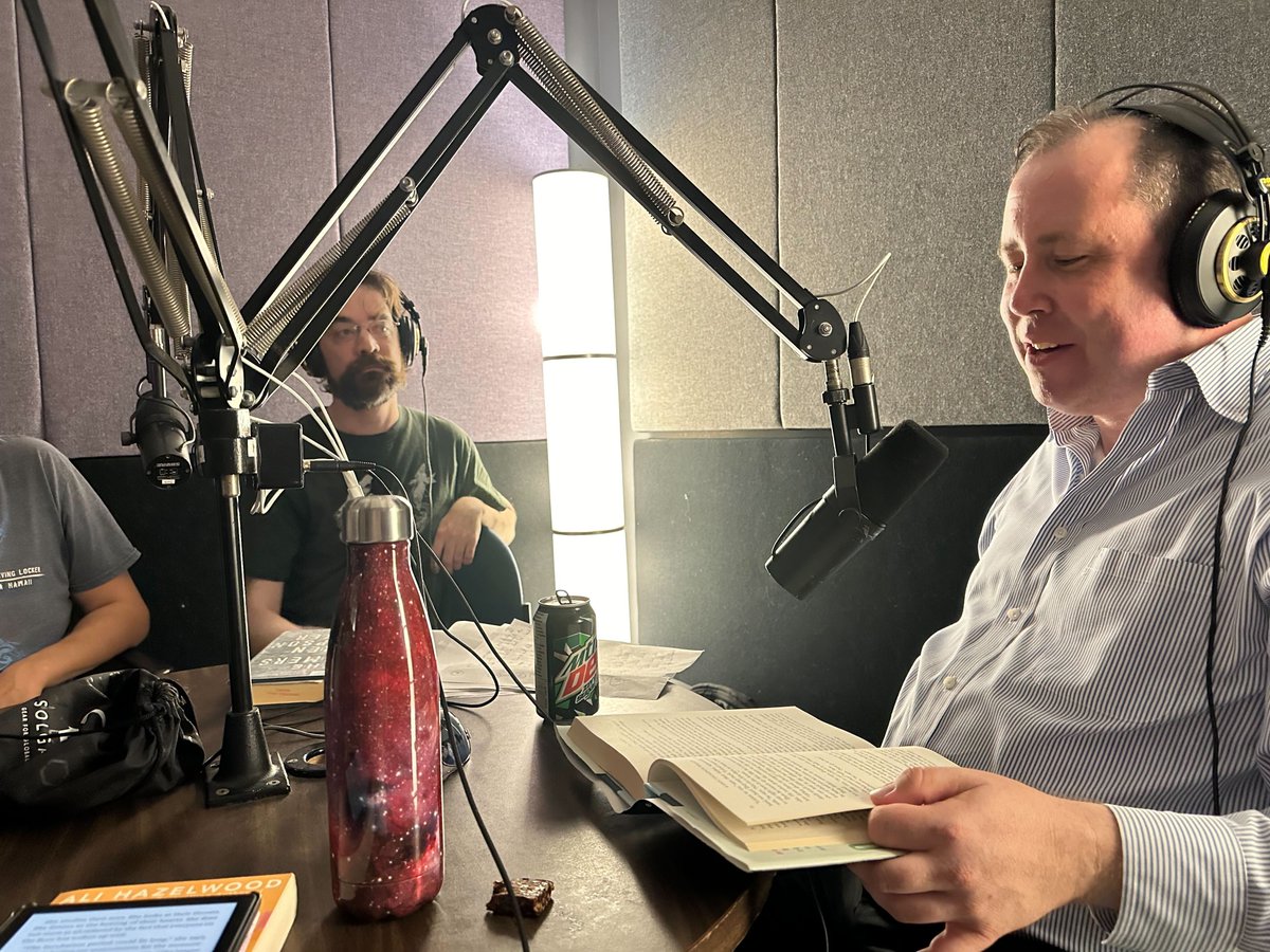 GradcastRadio's tweet photo. This #FeatureFriday, some BTS with the GradCast team as they chat about The Dreamers by Karen Thompson Walker in the upcoming #BookCast episode next Tuesday at 11 AM @radiowestern 🎧📚

#uwo #ldnont #westernu #edutwitter #academictwitter #bookclub https://t.co/dtuAmFZyJZ