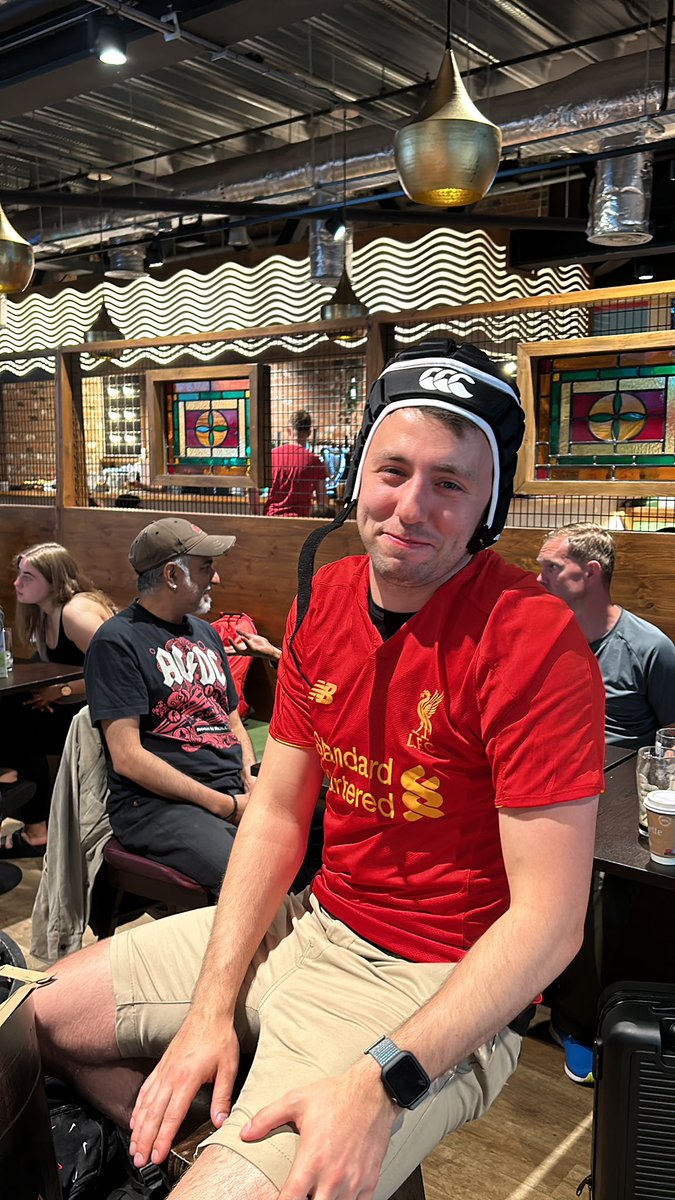 dannyt96's tweet photo. FGS finally found the wallet @KingScully @GlenSnowball11 https://t.co/xcFEU8vjlc