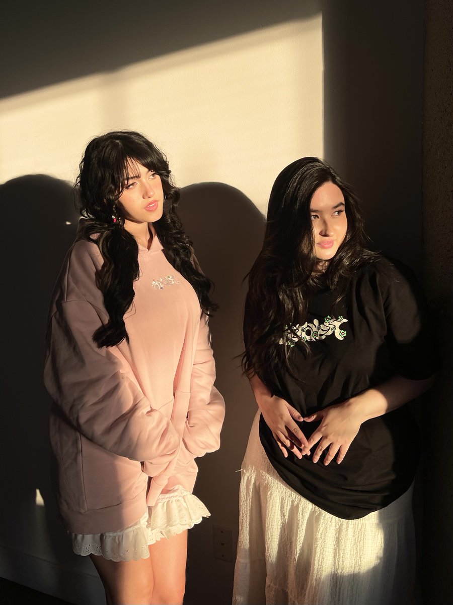 metamorphosis's tweet photo. bloom apparel collection out now 

bts from our cozy shoot yesterday 🌸🍃 https://t.co/LKf6aXLgEg