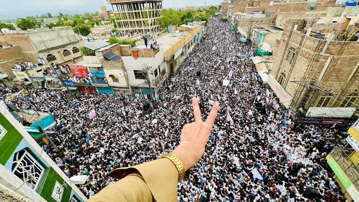 JavidArman11's tweet photo. پښتون ته ژوندون غواړو
#پښتون
#بنو 
@ManzoorPashteen https://t.co/06cdfiBrTV