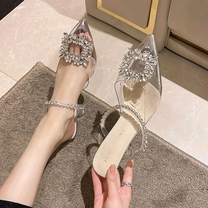 sill92_'s tweet photo. Cek LANGSUNG KIRIM heels premium PENELOVE EXPAND 5cm dengan harga Rp62.999. Dapatkan di Shopee sekarang! https://t.co/B3tGg0cjlx
#fypシviral https://t.co/kh1ULtErUZ