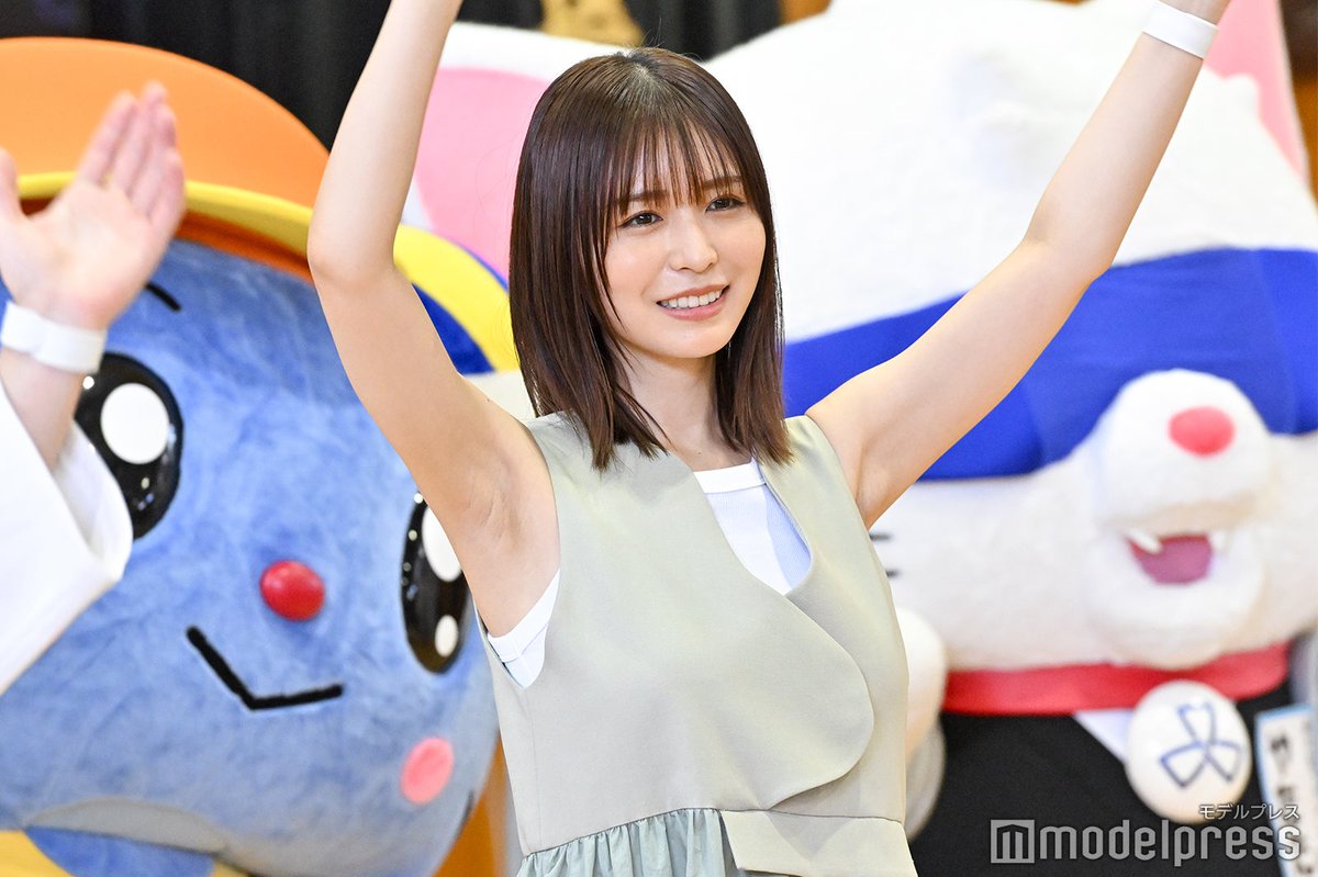 modelpress's tweet photo. 長濱ねる、小学校の特別授業登場🎒
手話取り入れたダンスも挑戦✨

💬「楽しく手話を学べたので、これからも一緒に学び続けたい」

🔻写真・記事詳細はこちら
https://t.co/n7ZuuAroys

#長濱ねる @neru_and_staff https://t.co/5KJORxBaLq