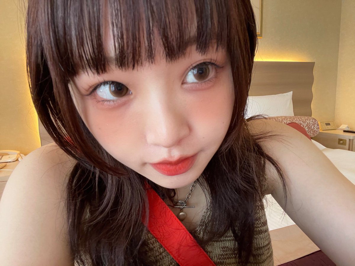 ___18mj's tweet photo. インスタでバズってたカラコン
OLENS shine touch ミルキーブラウン
発色めちゃくちゃ良くてサイズが大きすぎないしミルクを混ぜたようなカラーで儚げな瞳になれるよ꒰⌯͒•·̫•⌯͒꒱♥︎
#PR https://t.co/QX3KS7HR3w