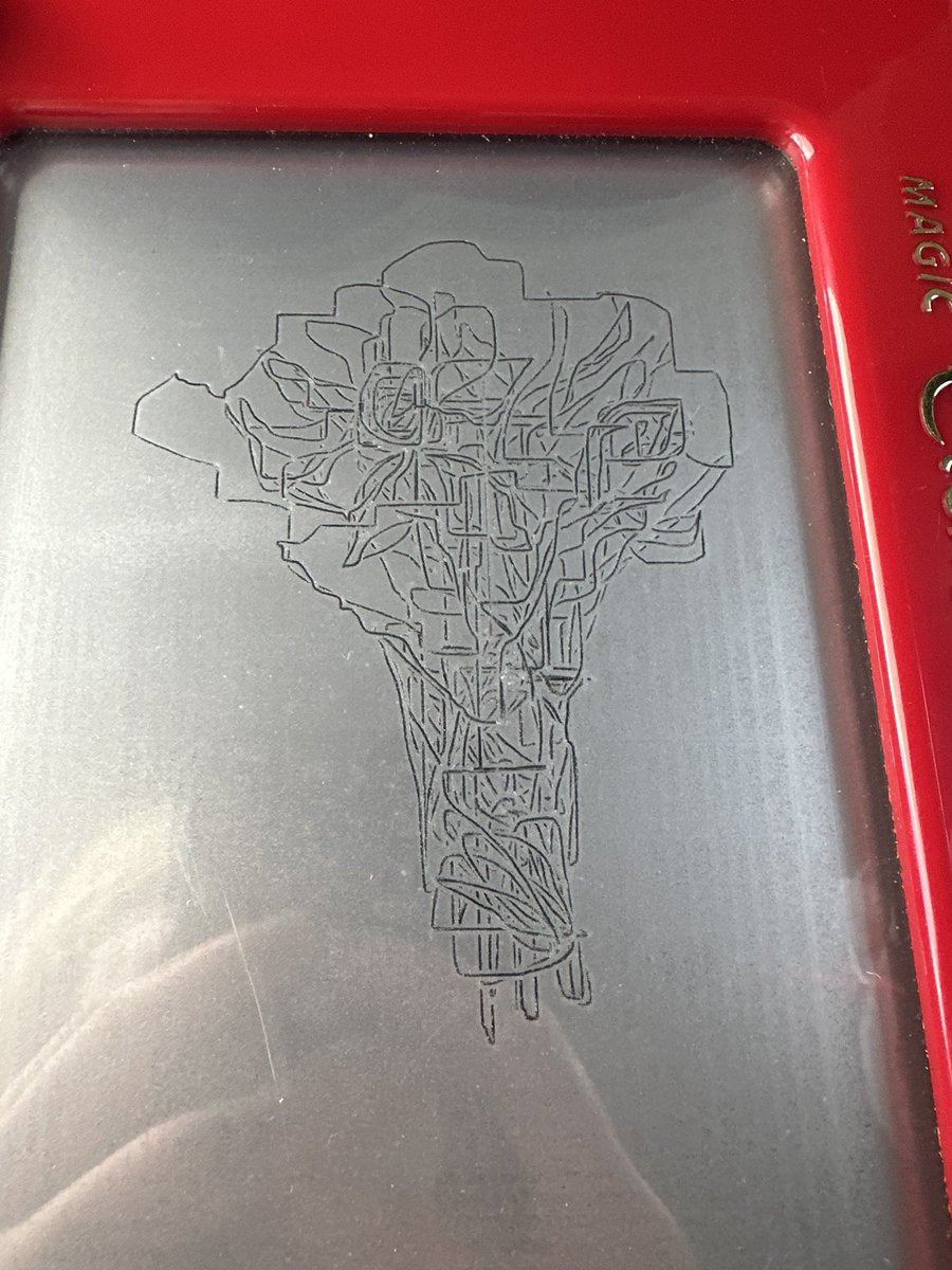 SweetDRachel's tweet photo. Etch a sketch bouquet https://t.co/iFyO1fJiOn