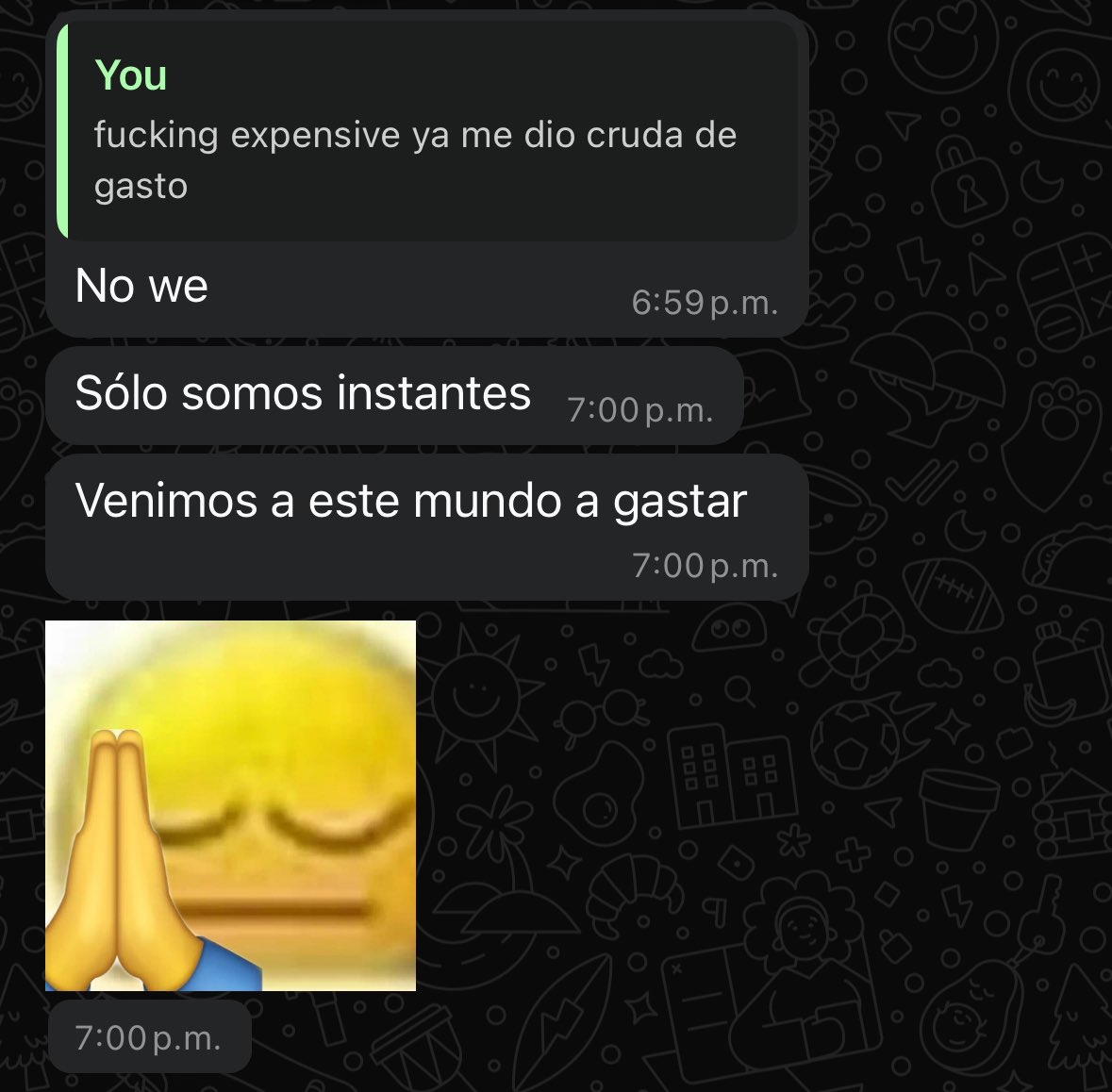 yo: sintiéndome mal porque el cafecito con pan me salió carísimo en la cafetería aesthetic 

mi amiga: