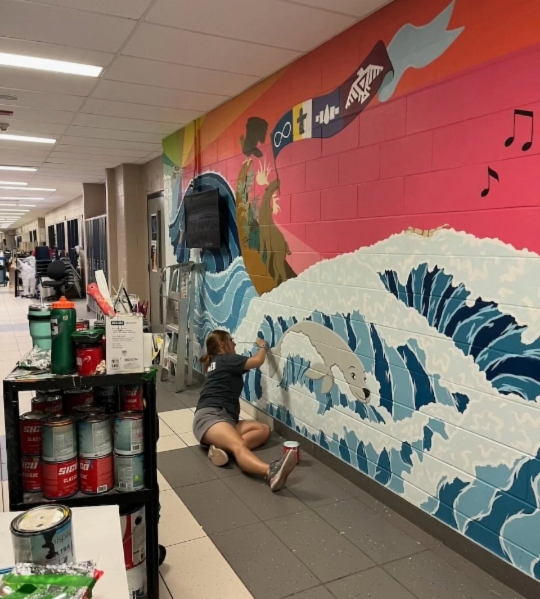 BTrinity3's tweet image. Emilia is moving on but her passion for the arts will always be in our hearts and adorning our walls....she would not leave BT without completing thiseffort and vision.....thanks Emilia for your passion and industriousness @niagaracatholic