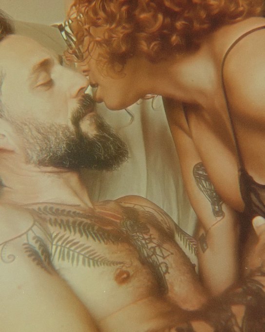 momentos lindos com a @ruiva_roberta_ https://t.co/FgCZkPNAre<a class="tags" target="_blank" title="On Twitter" href="/?out=eyJ0eXAiOiJKV1QiLCJhbGciOiJIUzUxMiJ9.eyJpYXQiOjE3MjcyNjY3NDIsImlzcyI6InR3cG9ybnN0YXJzLmNvbSIsIm5iZiI6MTcyNzI2Njc0MiwiZXhwIjoxNzU4ODAyNzQyLCJyZWRpcmVjdF91cmwiOiJodHRwczovL3R3aXR0ZXIuY29tL3J1aXZhX3JvYmVydGFfIn0.J-xS7x__Cm8MyBrSj28-09dzyavAvEc-blq19AOLpGSdQ7NRXpHdKDUUcGDpxGa9uR1GhX0JRwzPXHcBxP7NSw">@ruiva_roberta_</a>