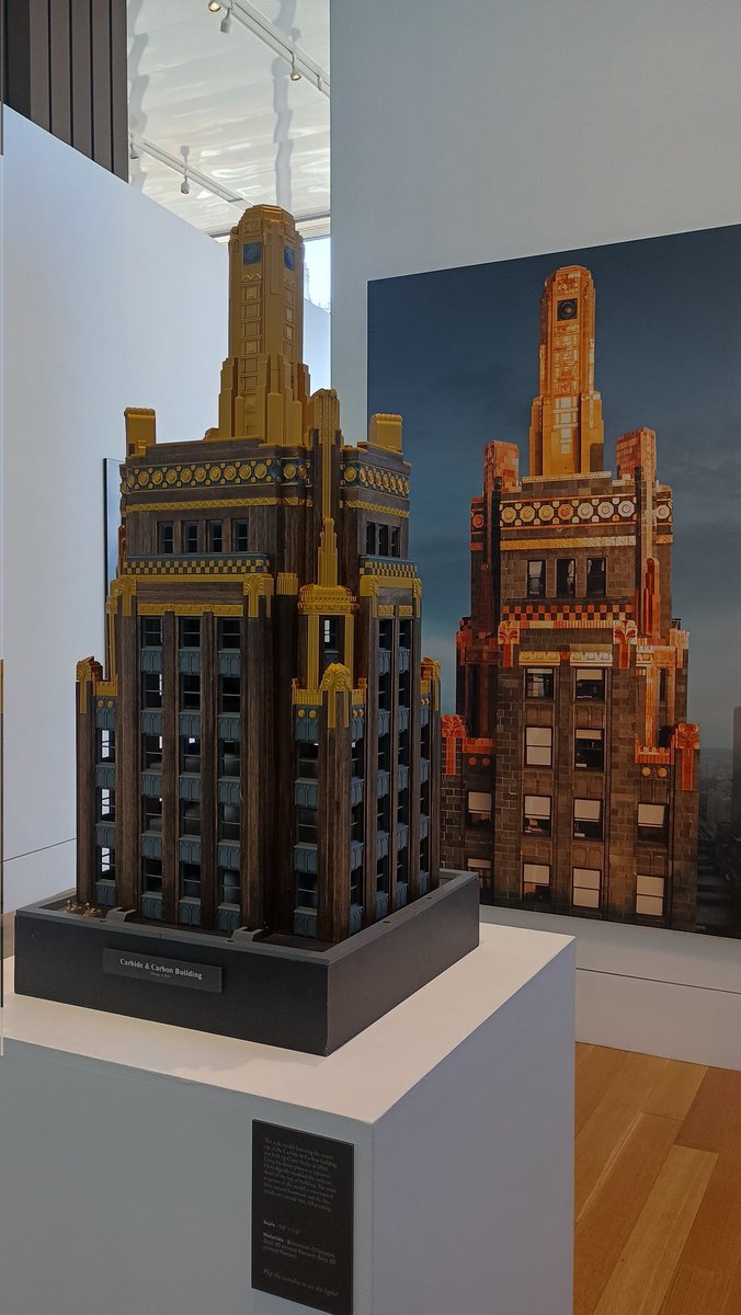 bob_5555's tweet photo. A BIG Thank You to @chiarchitecture for organising the HighRises Art Deco exhibition, and the GREAT presentations from @Hythacg and @housertalks; a most enjoyable evening. https://t.co/NL4pM6LvS6