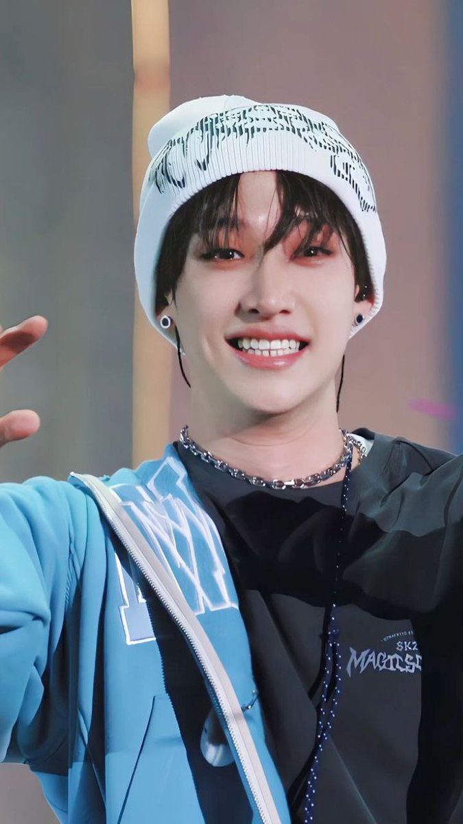 KimLauyeLee's tweet photo. Bayi gedenya Stay 

#BangChan #imfoivee
#StrayKidsComeback #StrayKids_ATE_D1 https://t.co/4biJQiZpR7