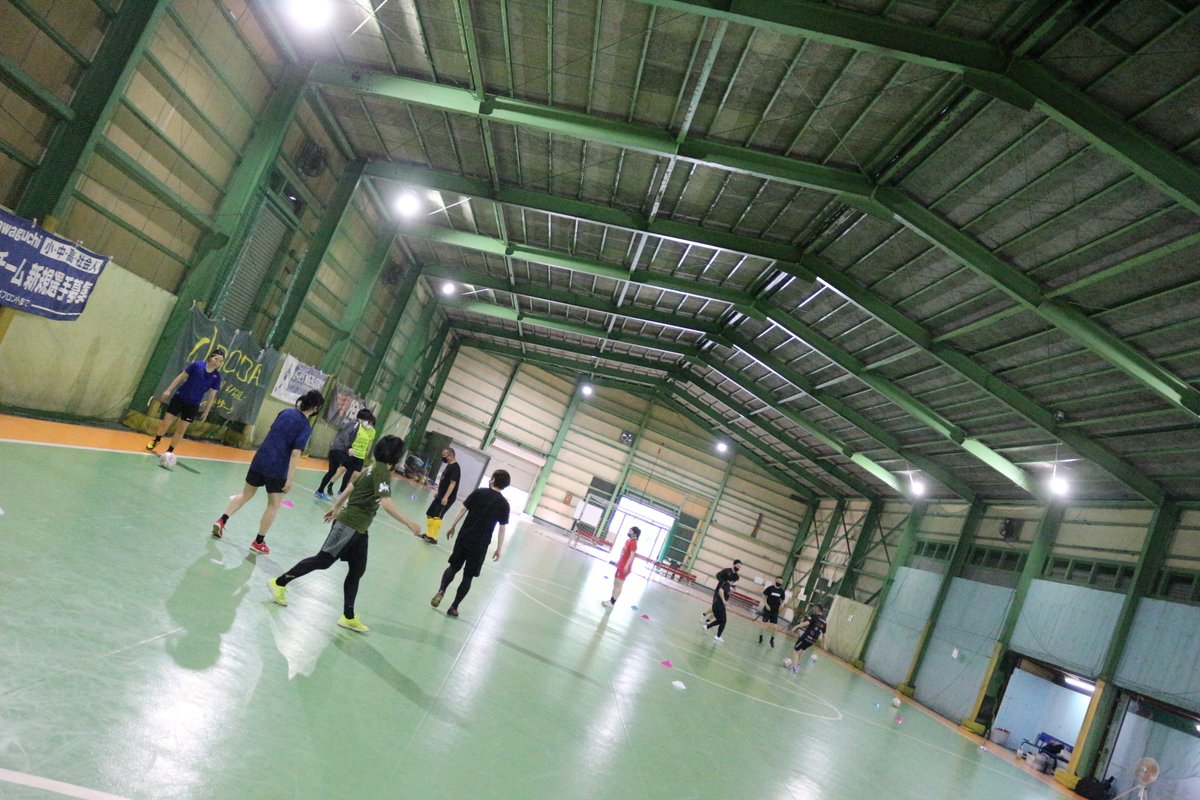 ffckawaguchi's tweet photo. 明日開催！
【大人のためのフットサル教室～今の技術のまま上手くなる～】
一緒にフットサルを学びましょう！

■開催日 
7月20日(土) 20時～22時
■申し込み
WEB：https://t.co/M8bqX8TZyw
■参加費 一般 2,200円/学生 1,600円
■講師：茨木司朗 （バルドラール浦安コーチ） 

#フットサル #Fリーグ https://t.co/Vmn8CBQZrO