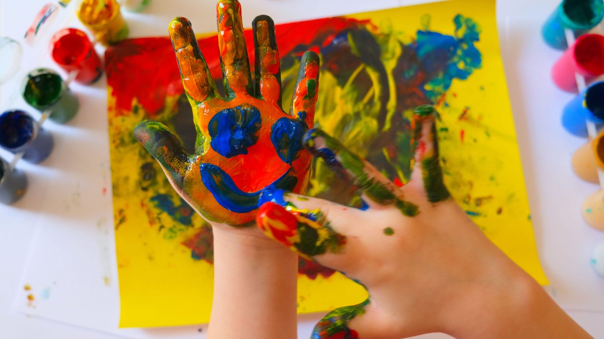 UKPhotoNews's tweet photo. 3 To Do: Art classes for kids; opera by kids and a photography workshop for anyone https://t.co/P97JrPUXv8 https://t.co/OPh32IsMq3