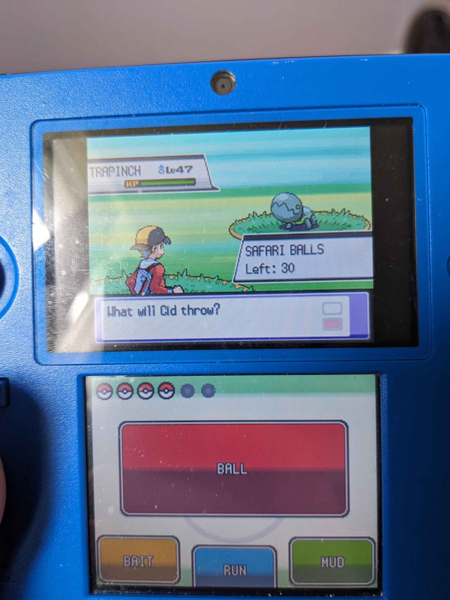 Cidjd2's tweet photo. I had a long power outage a couple days ago so I got bored and went to the safari again. Found a Trapinch that fled after 1 ball then a second one 6 minutes later that was caught. My shortest phase to date (<15) https://t.co/i667wadZSx