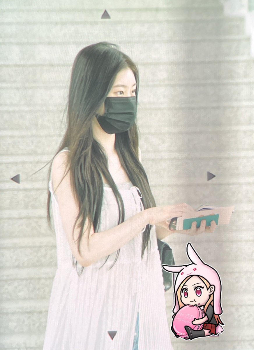 [preview] 240719 ICN
#itzy     #있지                        
#ChaeRyeong     #leechaeryeong 
#채령     #이채령 #彩領 #李彩領