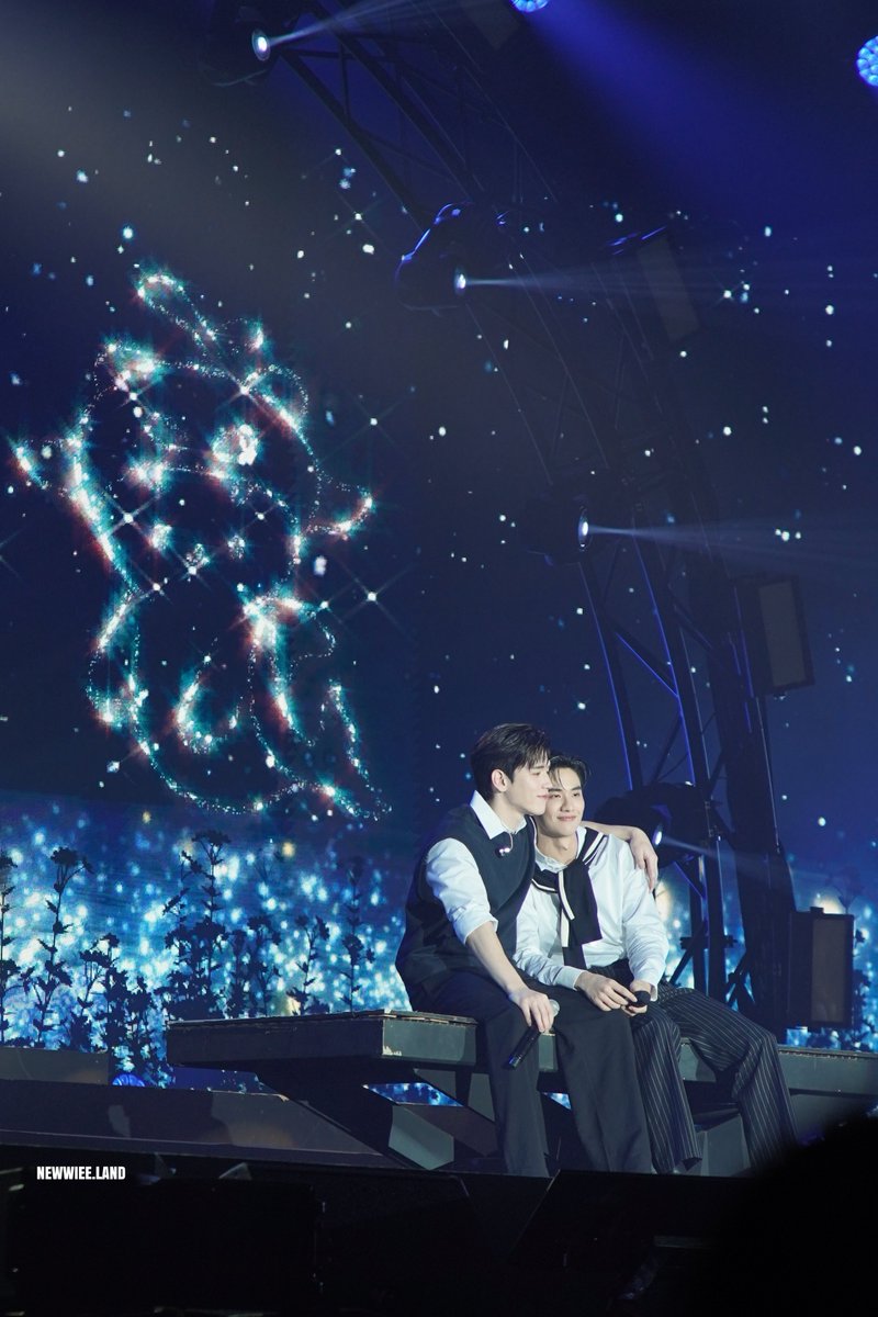newwieeland_FC's tweet photo. Magic Year with TayNew💙🩷
#6YearsPolcaNeverDie

Thank you for your support to TayNew ☺️🩷🩵✨️ https://t.co/HAmJcM0KxD