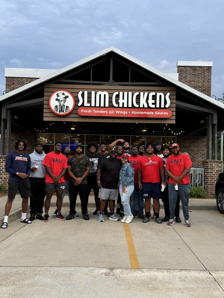 _CoachJames's tweet photo. G.R.I.T. #theeilove https://t.co/G1WgXvSvCa