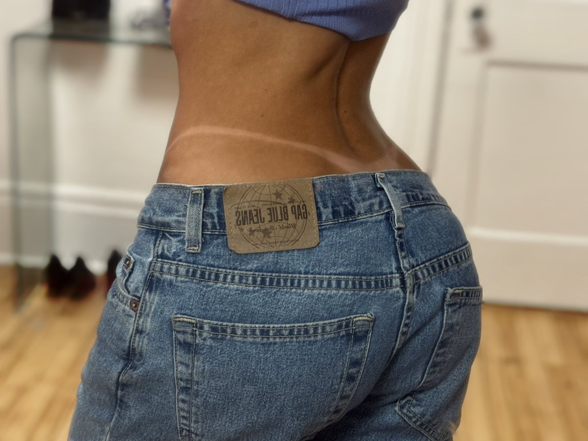 Get in line..! 🤭💋