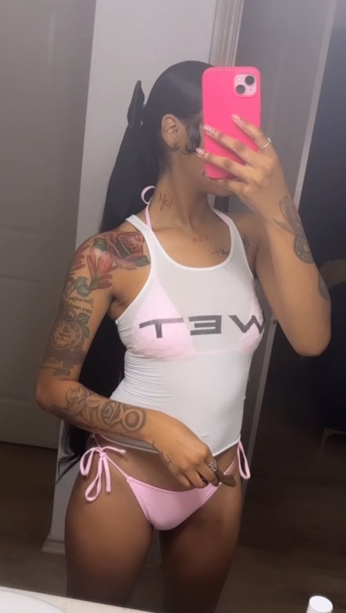 ziyahnicoleee's tweet photo. F’d up bout li shawt https://t.co/FPRq24KsPd