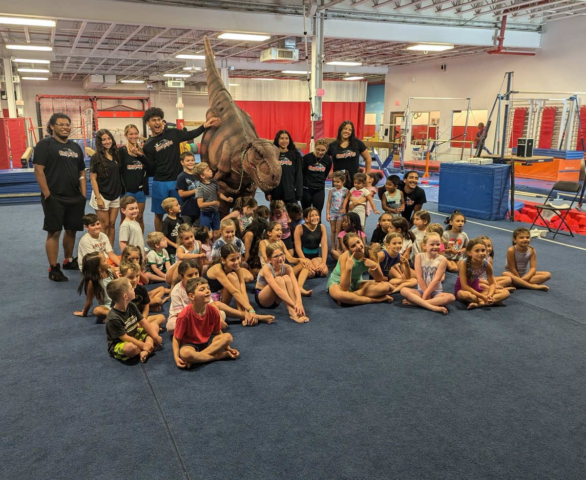 Digisnaps's tweet photo. Sammy loves summer camp season. He gets to play, dance, go for walks and eat tons of food! but - most of all - Sammy loves making new friends 🦖 https://t.co/PzpsPScqjW
