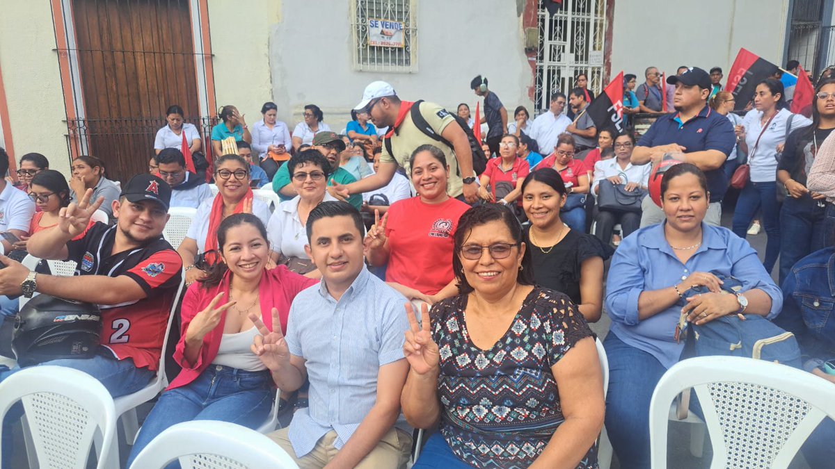 Día de la alegria, 🎉🎉🥳día de jubilo, celebrando, la libertad de Nicaragua. Vamos por más 19 de julio. #4519LaPatriaLaRevolucion ❤️🖤✌️#UVDenisSilva #LeonRevolucion