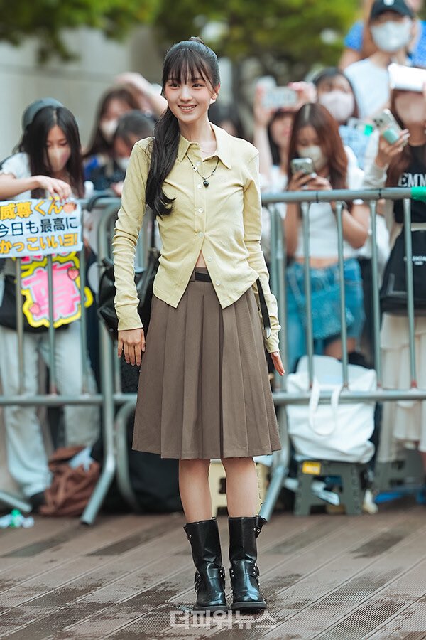 GS0Ll5UagAA15tN?format=jpg&name=900x900