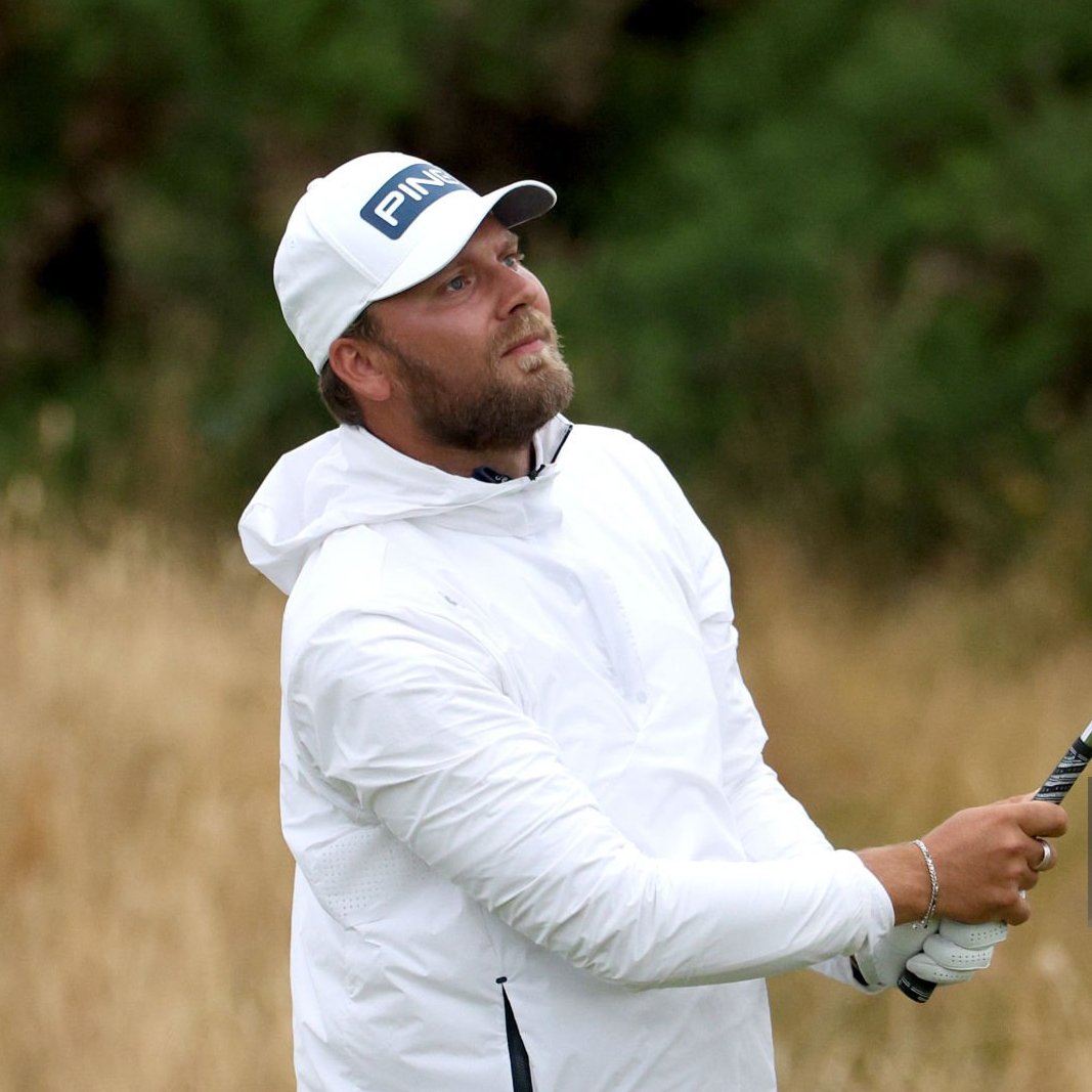 Our guy <a href="/danbrown212/">Dan Brown</a> is putting on a show at #TheOpen so far! Let's go!