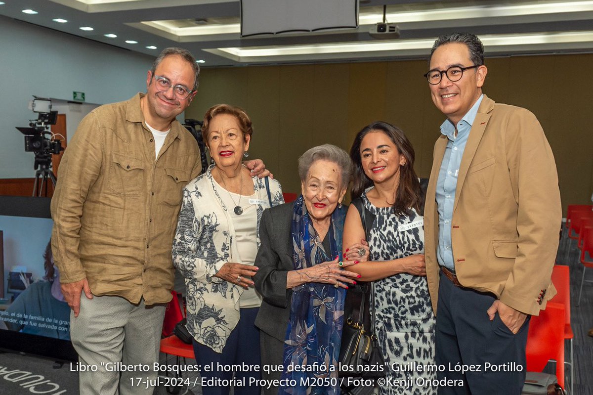 Proyecto_M2050's tweet photo. Presentación del #libro “Gilberto Bosques: el hombre que desafió a los nazis” del autor y destacado periodista @momoportillo en la @CDHCMX
Prólogo: @FJorgeFHdz 
@susana_alexandr 
@Irma_gut 
RicardoArriaga

https://t.co/0t7mcVEKCu https://t.co/tWlBsQR9UH