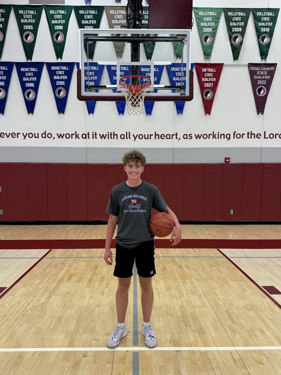 Pella Christian Boys Basketball tweet media