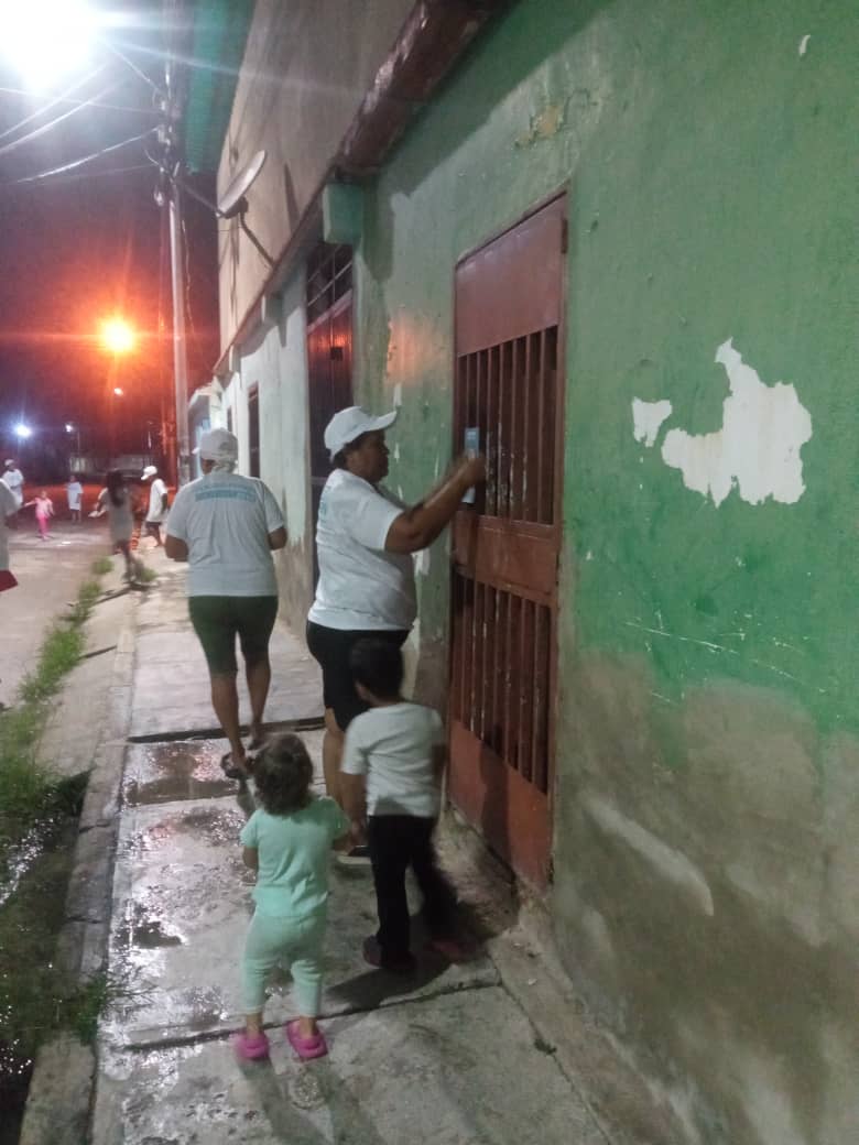 CESARMOGOLLONG's tweet photo. En 18 de mayo municipio Francisco Linares Alcántara están activo desplegados en nombre del prof @claudioefermin https://t.co/7SSaC4DGzm