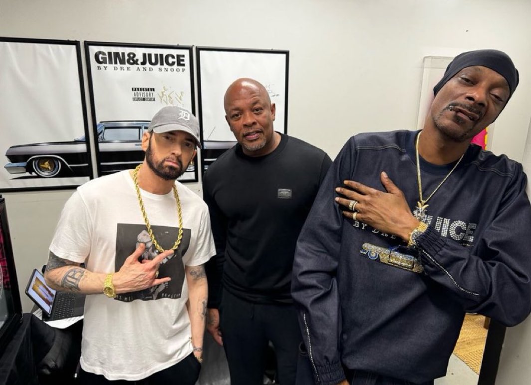 ComplexMusic's tweet photo. Eminem, Dr. Dre and Snoop Dogg. 

LEGENDS. 🐐 https://t.co/EXxSK6sbgf