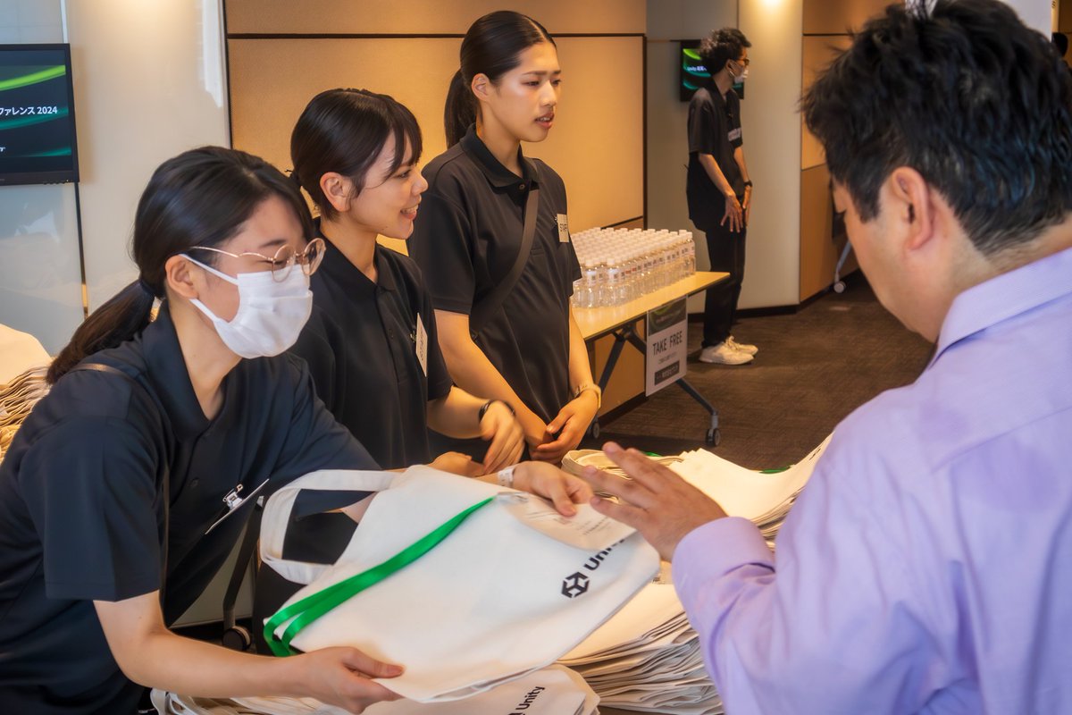 unity_japan's tweet image. 本日、ステーションコンファレンス東京にて「Unity 産業DXカンファレンス 2024」を開催しております。産業分野における先進的な開発事例を数々のセッション＆展示ブースで体験できます。展示は17時まで実施。当日参加可能です。 #UnitySangyoDX #UnityJapan
urls.unity3d.jp/4bOfYoV