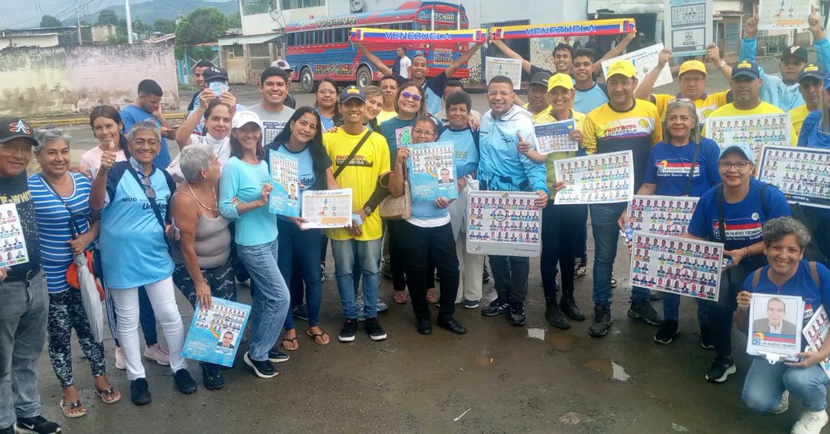 ProveAragua's tweet photo. Casa x casa llevamos el mensaje de @EdmundoGU y @MariaCorinaYA este 28J participa, Vota y Gana, https://t.co/5KTbqOABbY