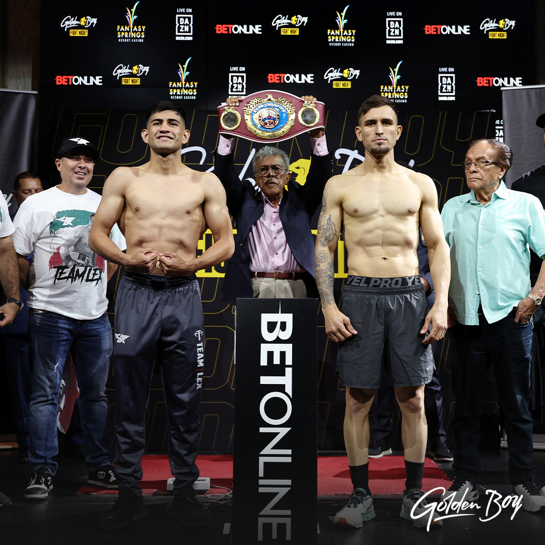 GoldenBoyBoxing's tweet photo. Are you #𝐓𝐞𝐚𝐦𝐑𝐨𝐜𝐡𝐚 or #𝐓𝐞𝐚𝐦𝐃𝐨𝐦𝐢𝐧𝐠𝐮𝐞𝐳 ? 🗣️ Sound off in the comments!

👀 TUNE IN July 19th LIVE on DAZN https://t.co/3jj6lavimt