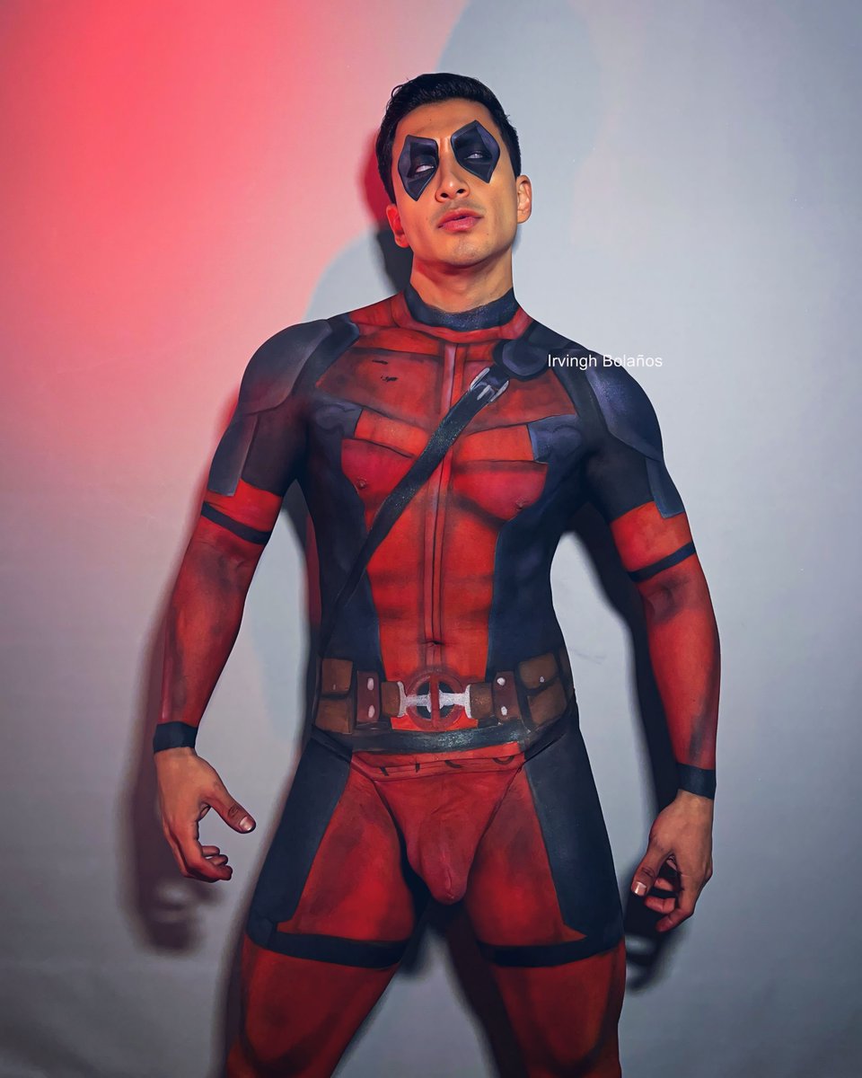 irvinghbolanos's tweet photo. “Hagámoslo a la vieja usanza: con dos katanas y máximo esfuerzo”.

Deadpool cosplay body paint.

@irvinghbolanos 
Irvingh Bolaños https://t.co/KCcq2hwQI4