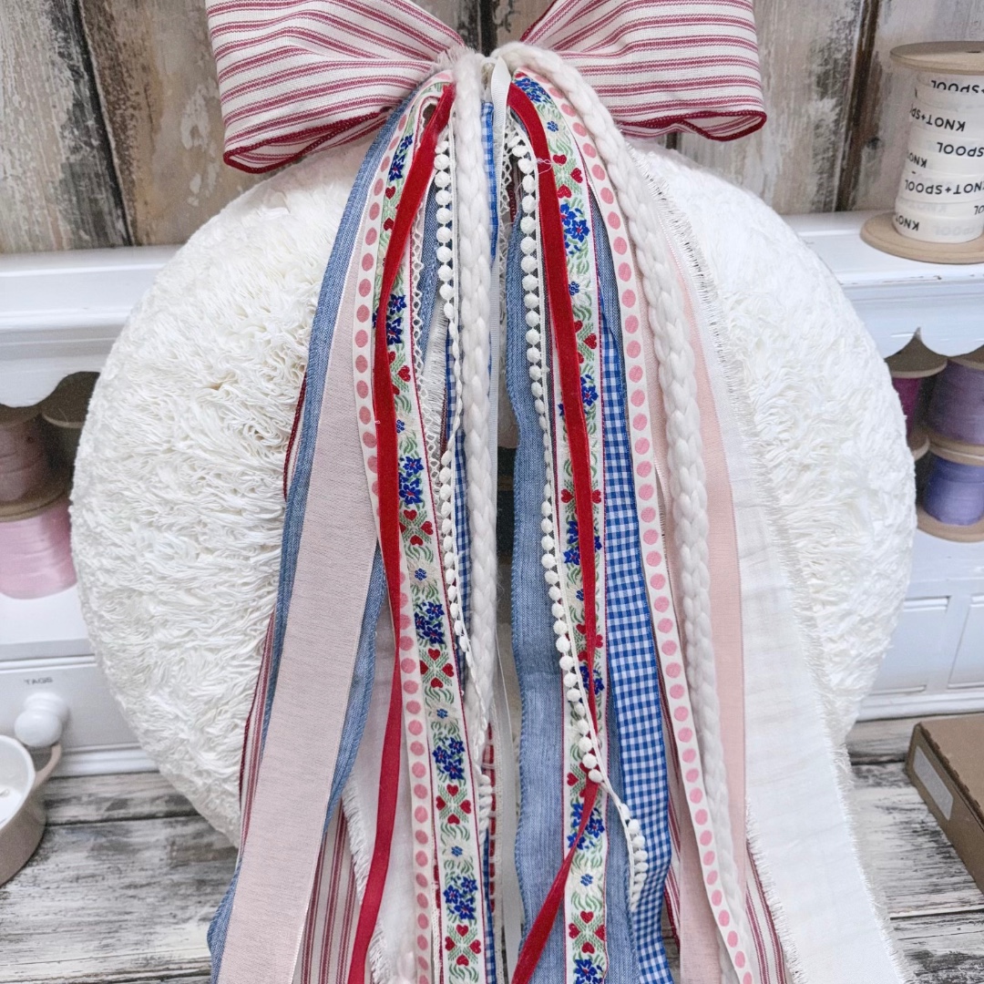 knotandspool's tweet image. Join us at Knot + Spool on July 19-20 for our Sidewalk Sale! Meet Jenny Hanks (@jennybhanks) of @shop.garn. Explore sustainable merino wool knitwear for kids! 🧶✨ Win a $150 wreath &amp;amp; ribbon bundle, plus exclusive discounts! #KnotAndSpool #GARN #SidewalkSale