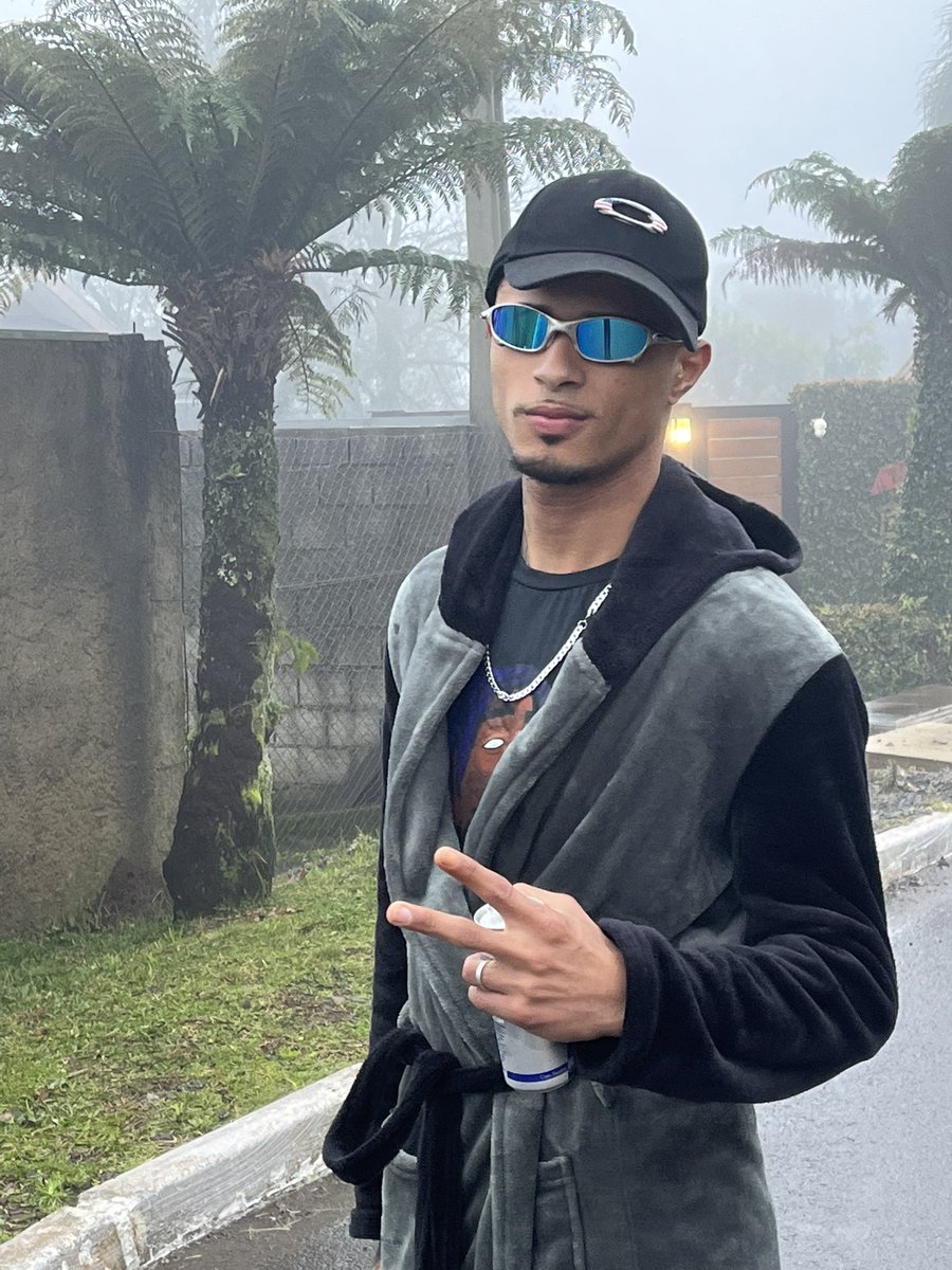 Wes_bala33's tweet photo. 🏄‍♂️🔥 https://t.co/z7hltscykl