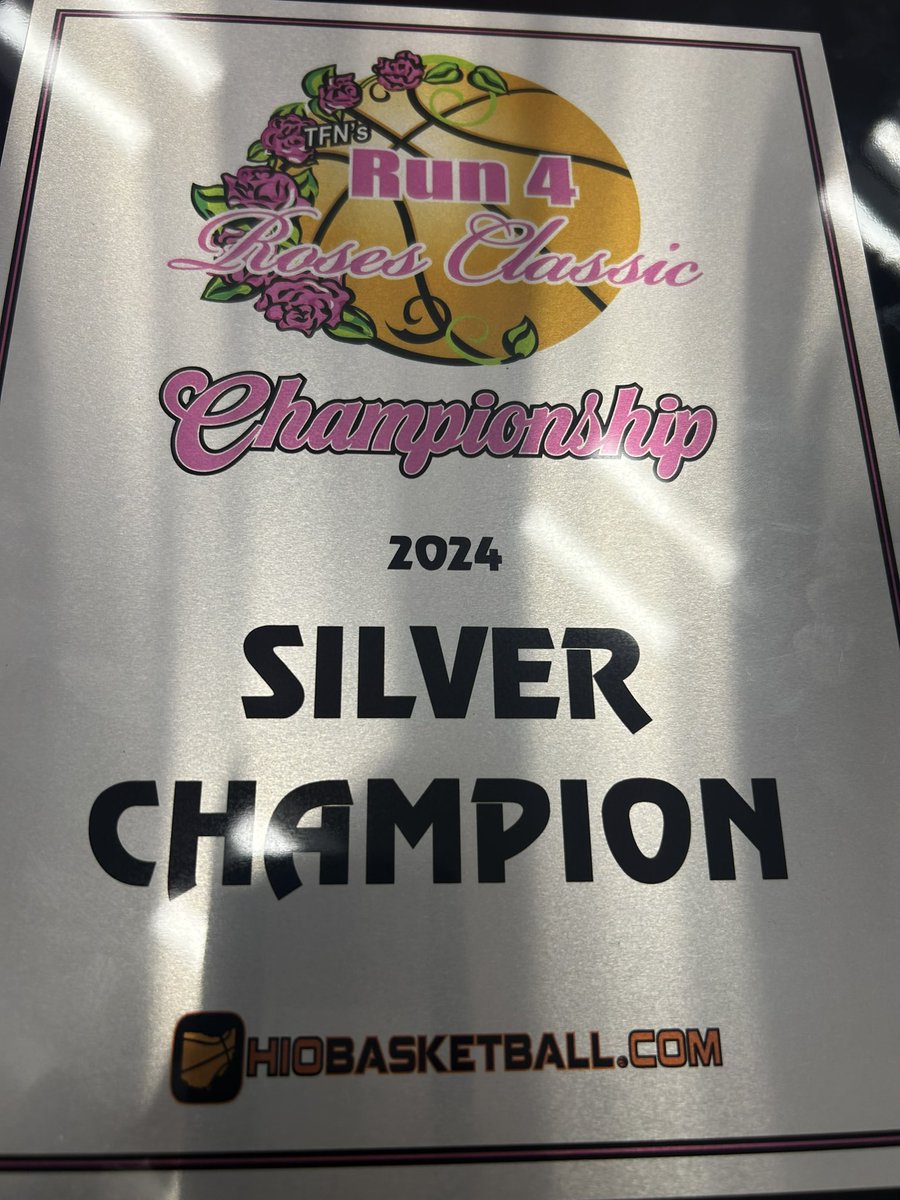 mfarrell027's tweet photo. Had an amazing time at TheRun4Roses classic 🌹
and ended up being champions #TSH #Team Jones #Bless’3m0️⃣ #MS girls can ball https://t.co/SF9DBXaYU6