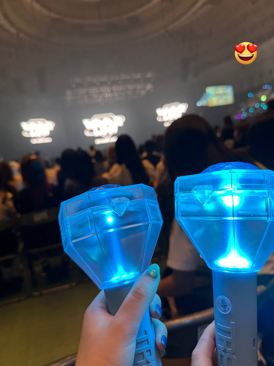 11SHINEE04's tweet photo. 昨日はtreasure DAY
近くまで来てくれて嬉しかった♡
#treasure https://t.co/J9F08xOVNo