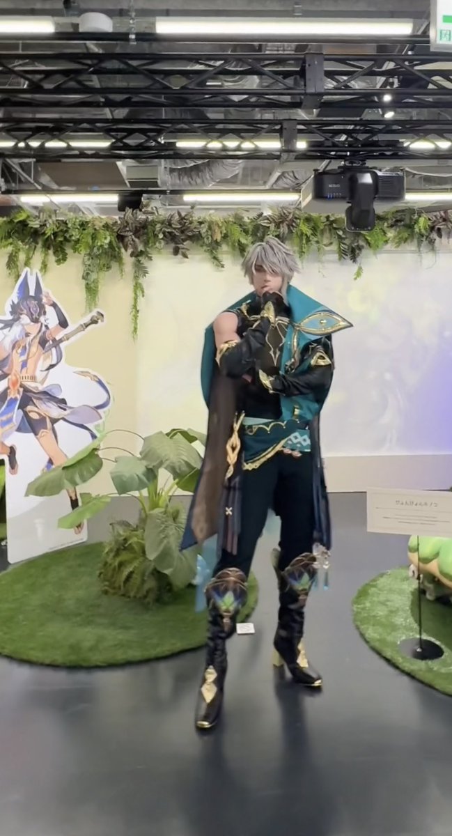ZIII_FROM_ZUMI's tweet photo. 今日からアニメイト池袋で始まる

原神展『たびごころ赴くままに』

に一足先にアルハイゼンで遊びに行かせていただきました〜😳✌🏻

スメールにはかわいいアランナラの木彫りがあったし、ガイアにぴょんぴょんキノコ教えてあげた🌱

#原神 #原神展 #たびごころの赴くままに #PR https://t.co/c7i5PZE699