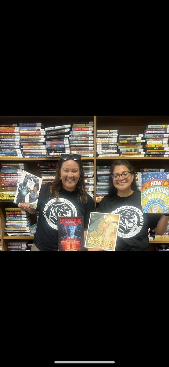 PennPrincipalT's tweet photo. New library books, new athletic gear; SO much excitement! #choosePENN https://t.co/KBDh4IXZqB