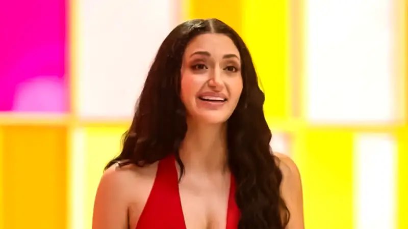 servedbyratress's tweet photo. a leah summer i see #BB26 #loveisland https://t.co/LxWZ69HUsM