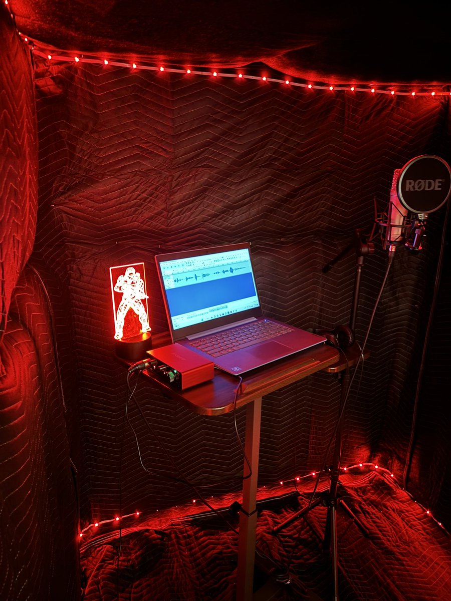ChadJohnsonVO's tweet image. My new voice over booth is complete 😎
