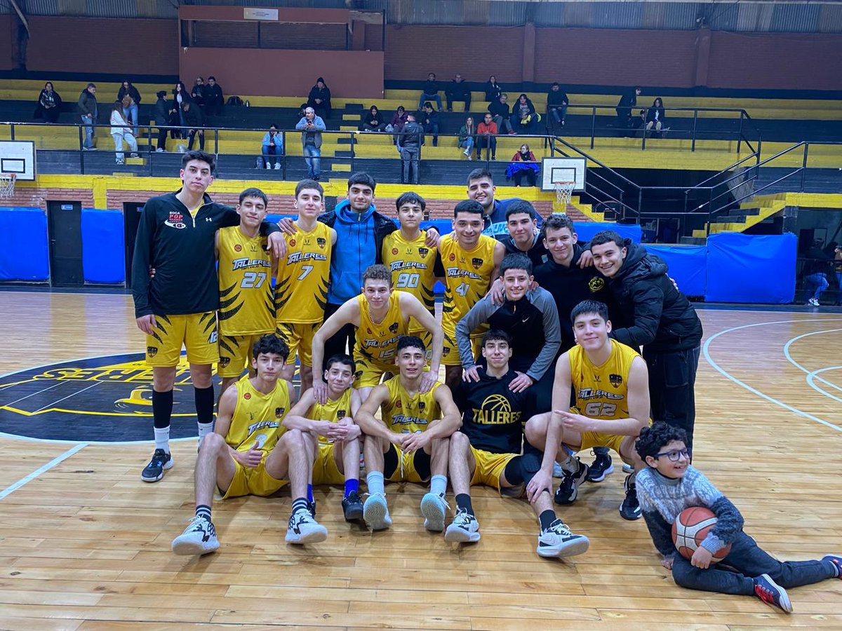 CATalleresTV's tweet photo. #TorneoU21 #FBPT 🏀
🔚 Los dirigidos por Matías Nieva fueron grandes dominadores del juego y vencieron 89-63 a Independiente para avanzar de fase.
🔥 Octavio Ayusa Haad 27 puntos. https://t.co/jXf0hjSTJ6