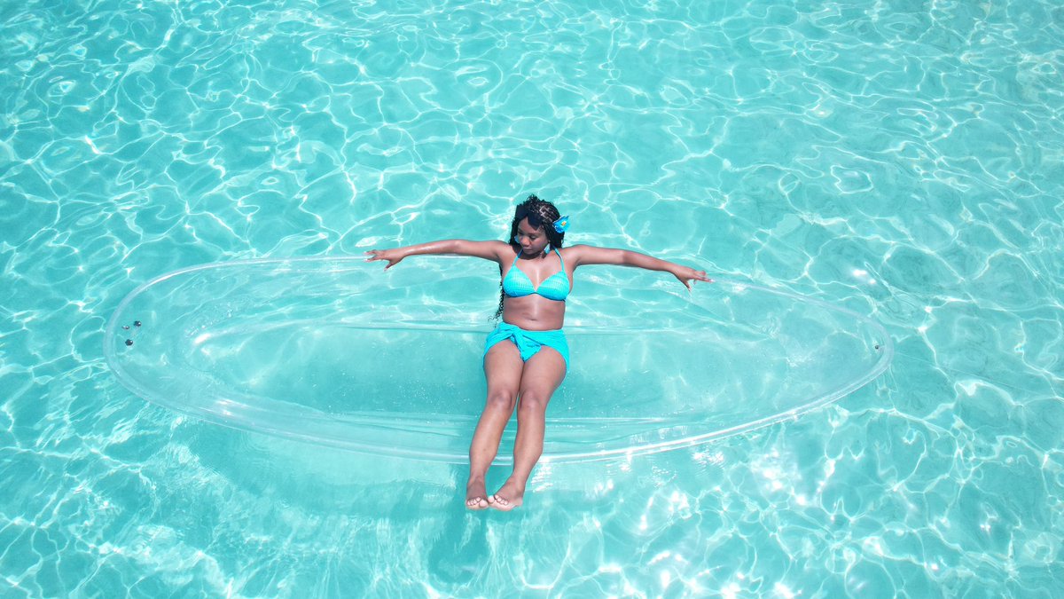 britty_bratt_'s tweet photo. For my birthday I wished to wake up in Turks oh wait I did 🫶🏾🥳2️⃣5️⃣ https://t.co/6APl9p5eM4