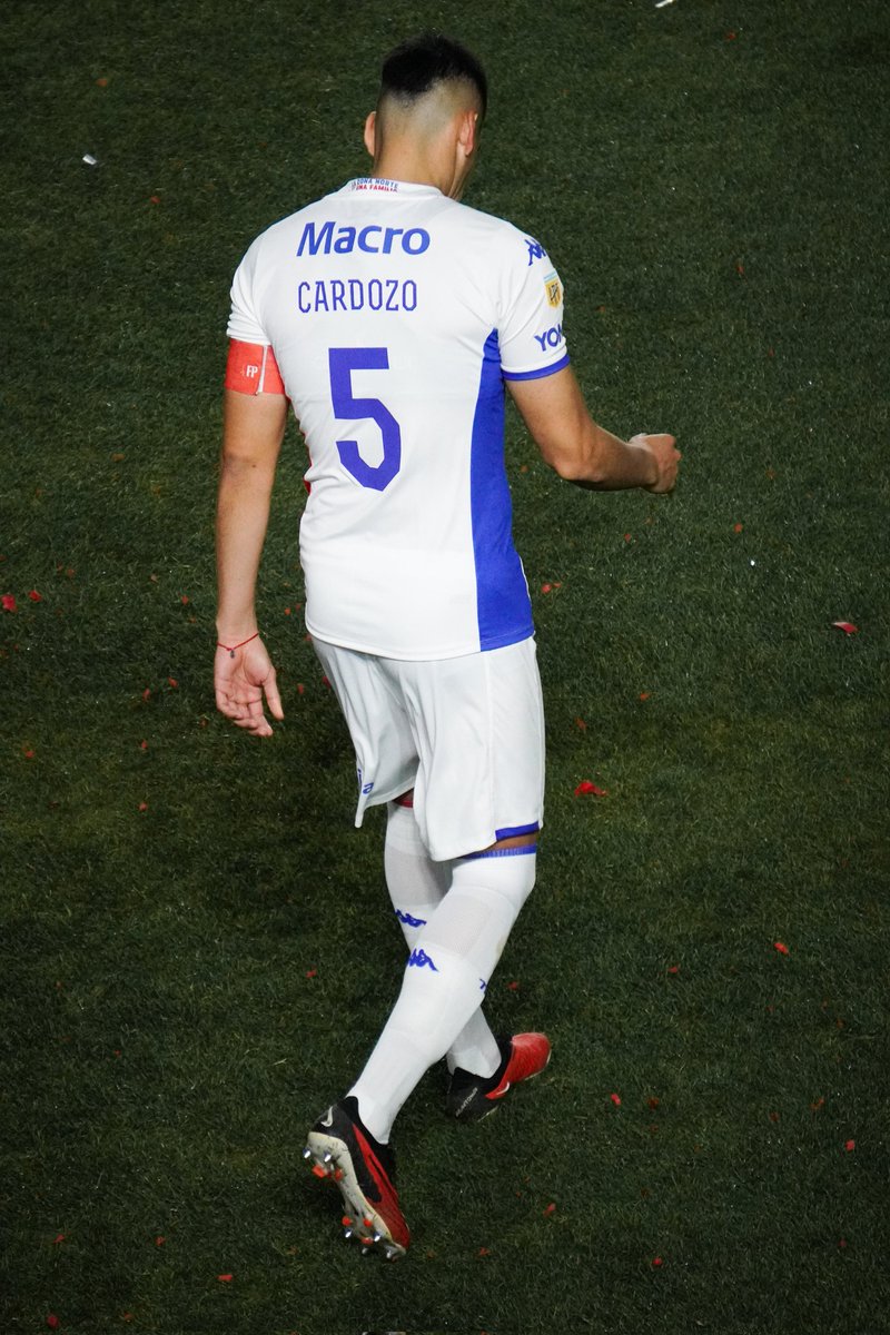 GalvanLucas7's tweet photo. Siempre de esta vereda, los pibes del club 🔵🔴🔵 https://t.co/N9qWL286XV