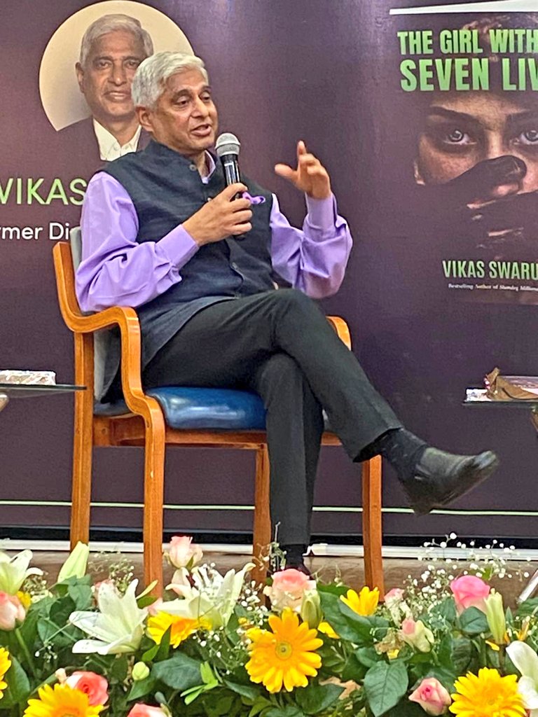 VikasSwarup's tweet photo. Thank you to everyone who made it to the launch of my new book at @IIC_Delhi last evening! It was a real delight to share my journey as a writer, from Q&amp;A to The Girl with the Seven Lives, with the full house. Especially grateful to @virsanghvi for the engaging conversation. https://t.co/jlPJ7kzq5j