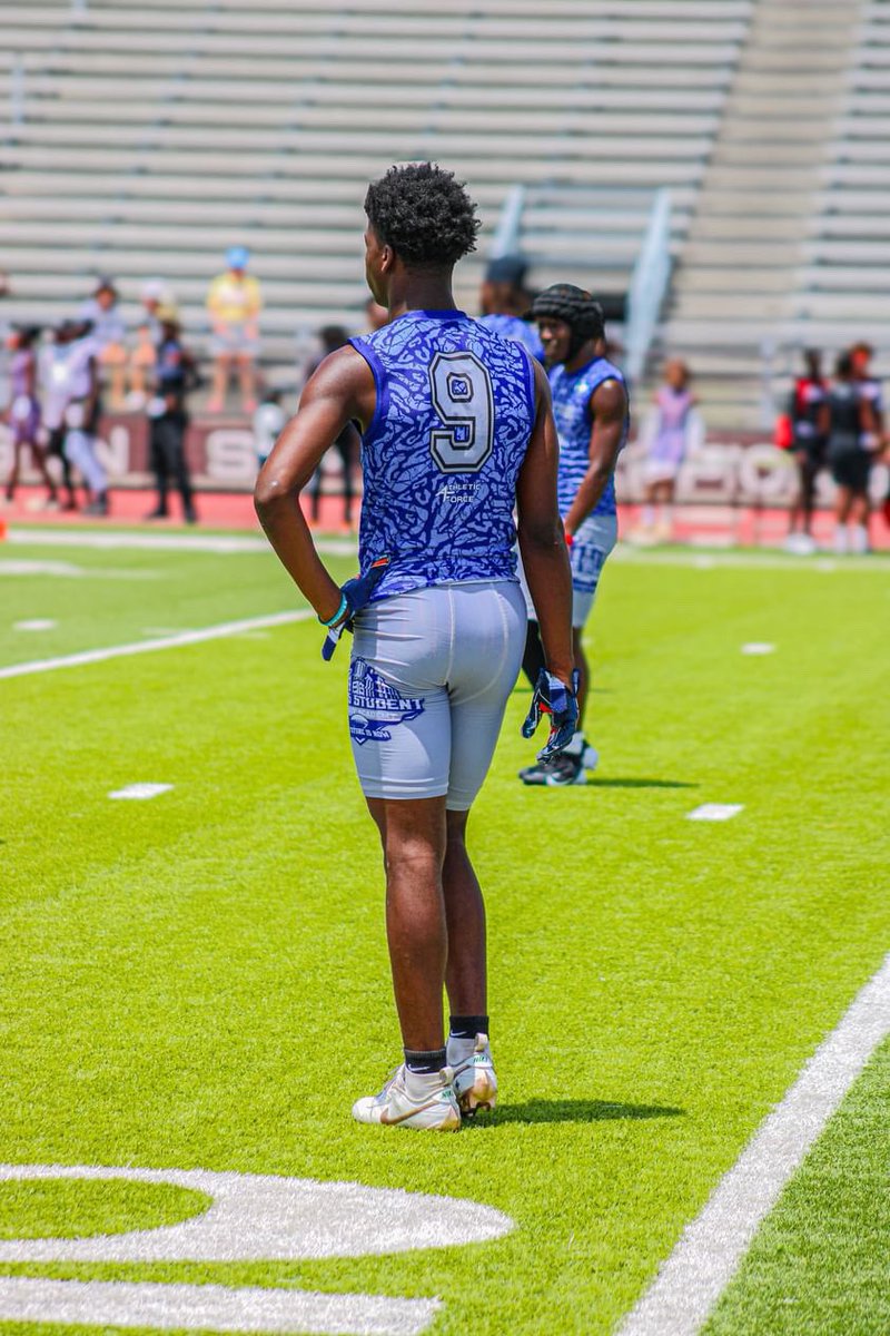 1dhawk's tweet image. im the💎in the dirt that ain’t been found 💥#MRDOITALL